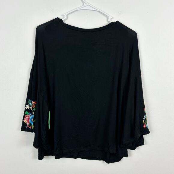 Honeydew Intimates Women's Black Bell Sleeve Embroidered Pajama Set Size Medium - Picture 7 of 7